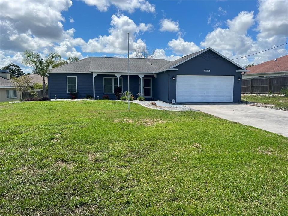 En Venta: $319,500 (3 camas, 2 baños, 1371 Pies cuadrados)