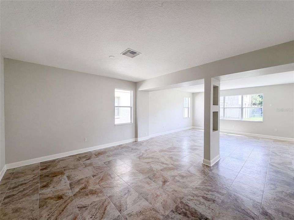 For Sale: $361,000 (3 beds, 2 baths, 2262 Square Feet)