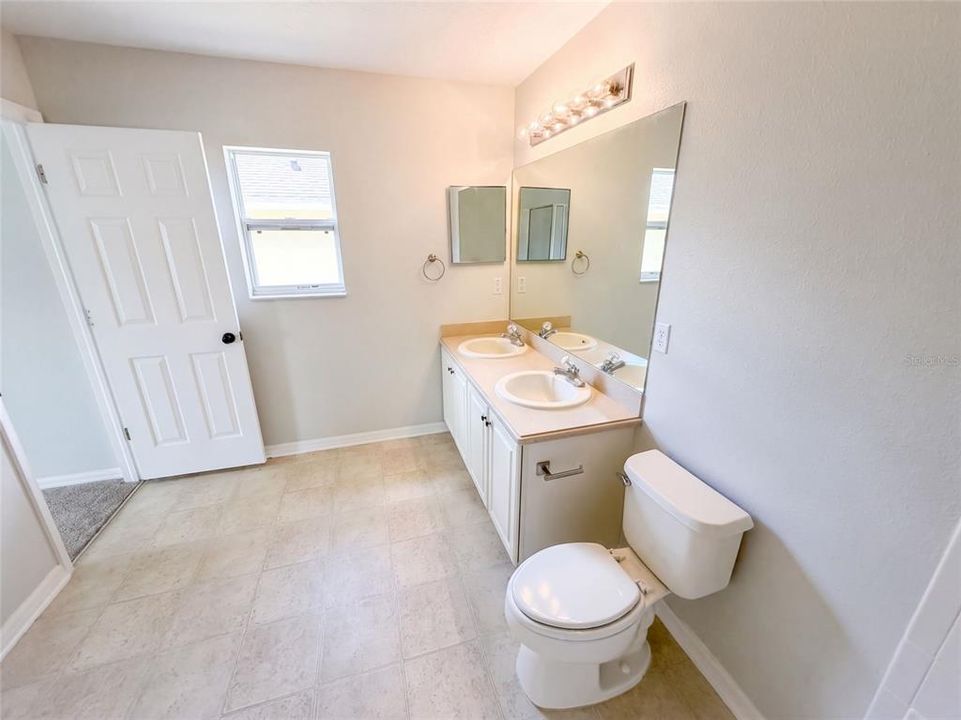 For Sale: $361,000 (3 beds, 2 baths, 2262 Square Feet)