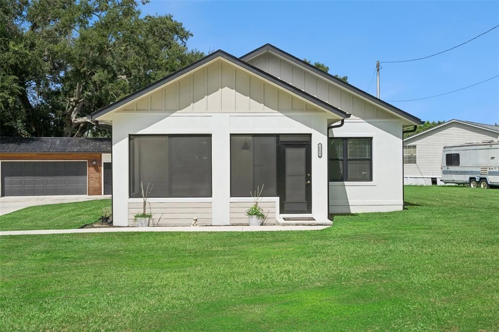 For Sale: $529,000 (3 beds, 2 baths, 1554 Square Feet)