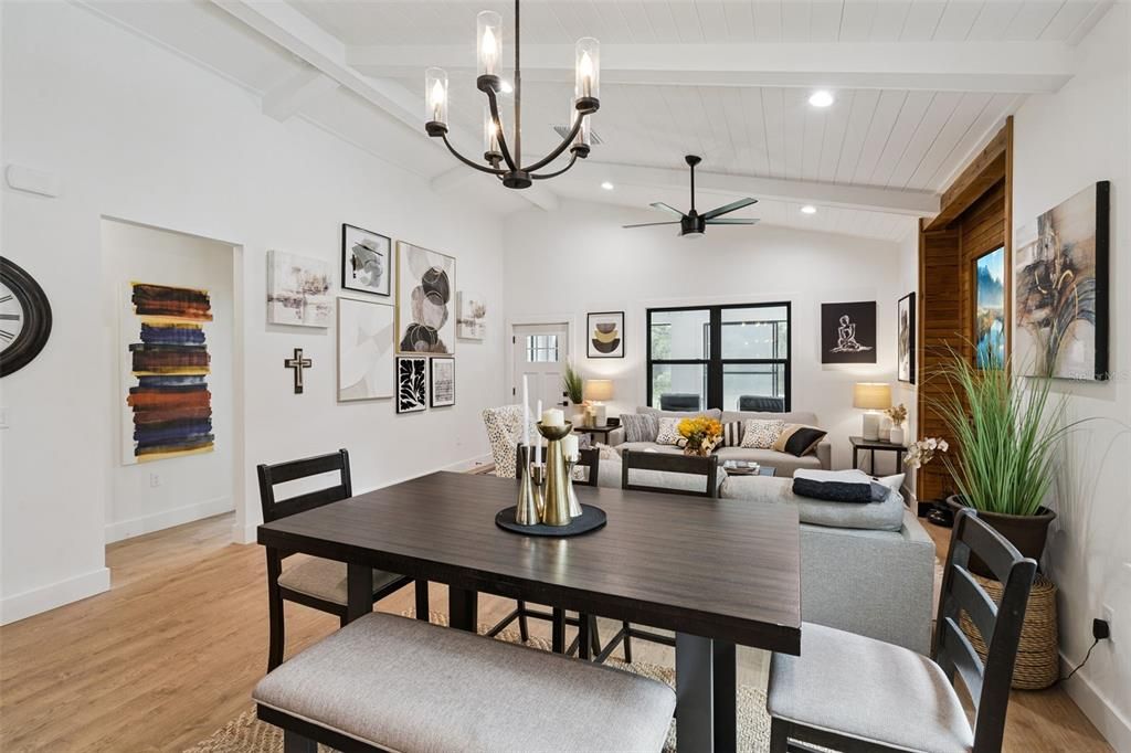 For Sale: $529,000 (3 beds, 2 baths, 1554 Square Feet)