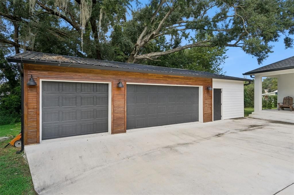 For Sale: $529,000 (3 beds, 2 baths, 1554 Square Feet)