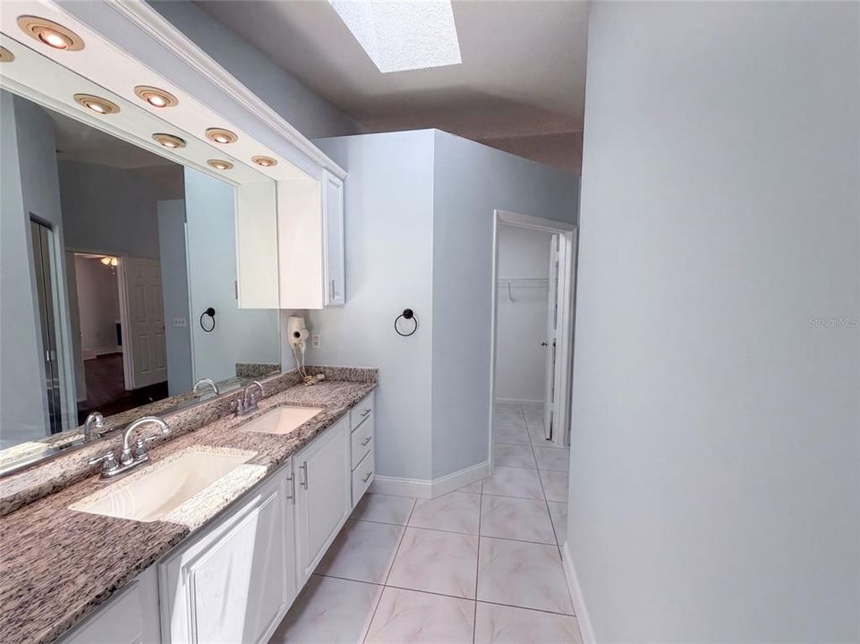 For Sale: $460,000 (3 beds, 2 baths, 1960 Square Feet)