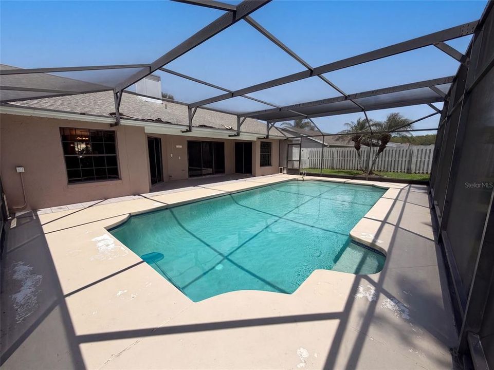 For Sale: $460,000 (3 beds, 2 baths, 1960 Square Feet)