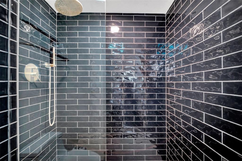 For Sale: $849,000 (2 beds, 2 baths, 1580 Square Feet)