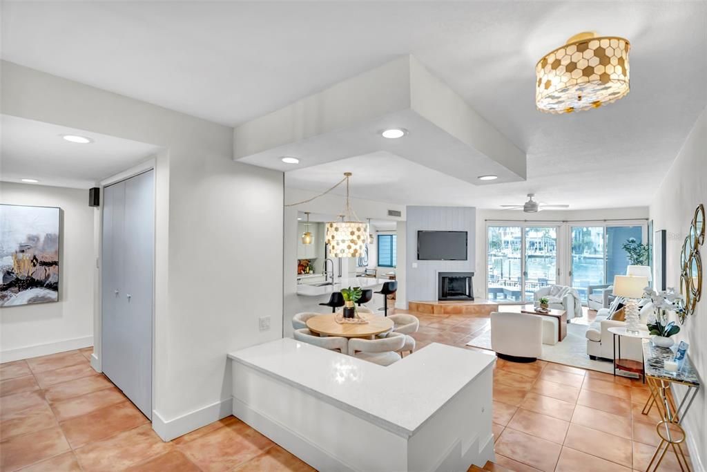 For Sale: $849,000 (2 beds, 2 baths, 1580 Square Feet)