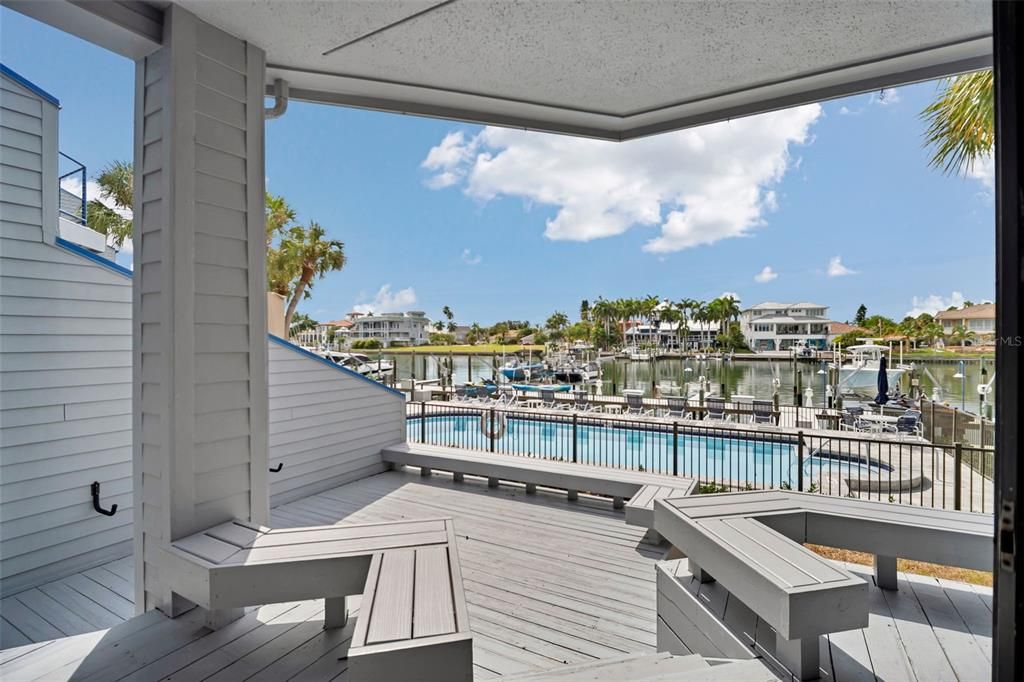 For Sale: $849,000 (2 beds, 2 baths, 1580 Square Feet)