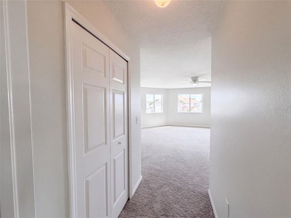 En Venta: $445,000 (6 camas, 3 baños, 3060 Pies cuadrados)