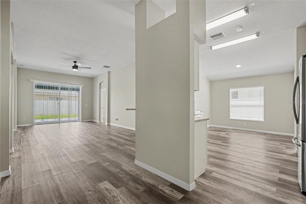 For Sale: $389,900 (4 beds, 2 baths, 2139 Square Feet)
