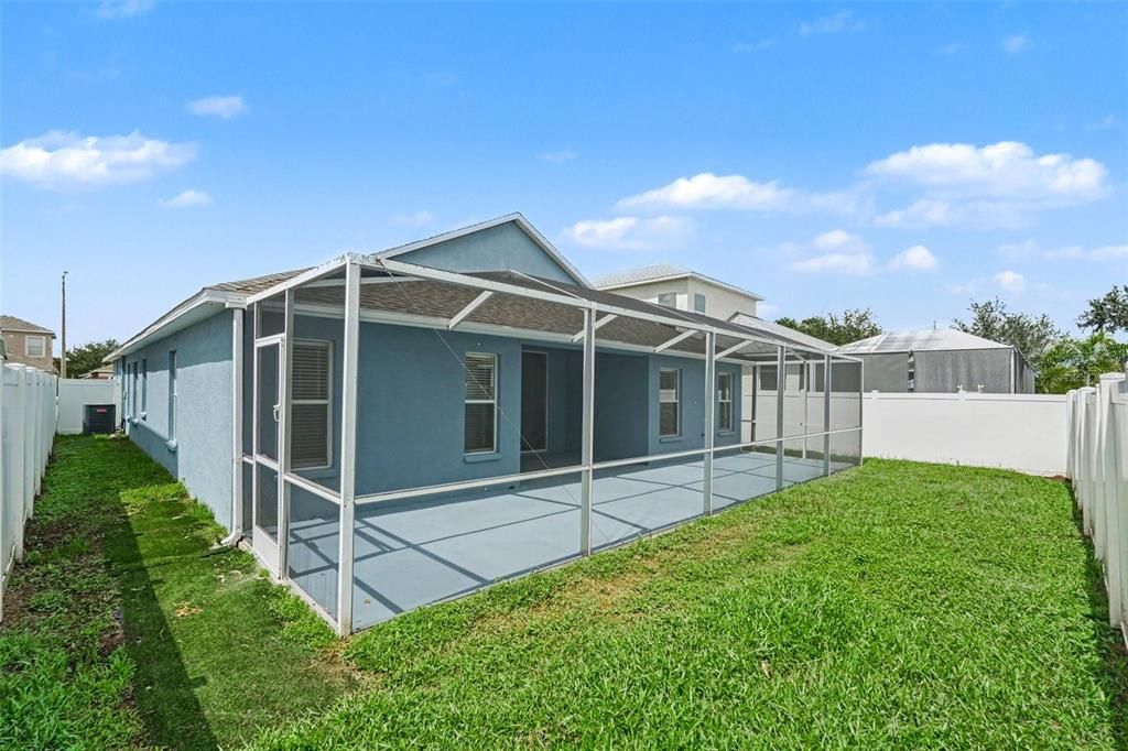 For Sale: $389,900 (4 beds, 2 baths, 2139 Square Feet)