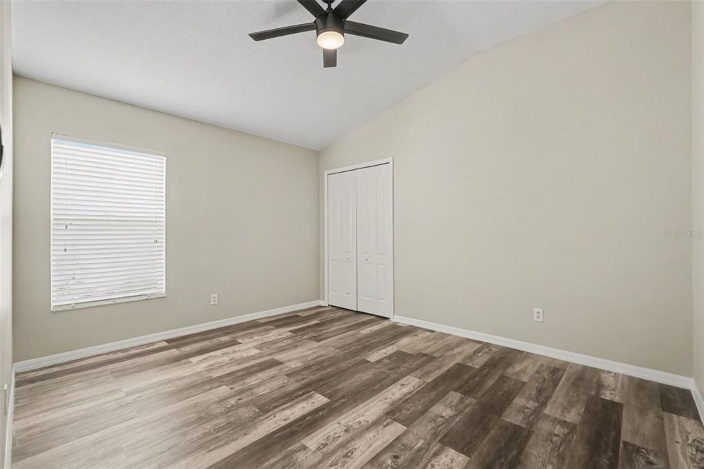 For Sale: $389,900 (4 beds, 2 baths, 2139 Square Feet)