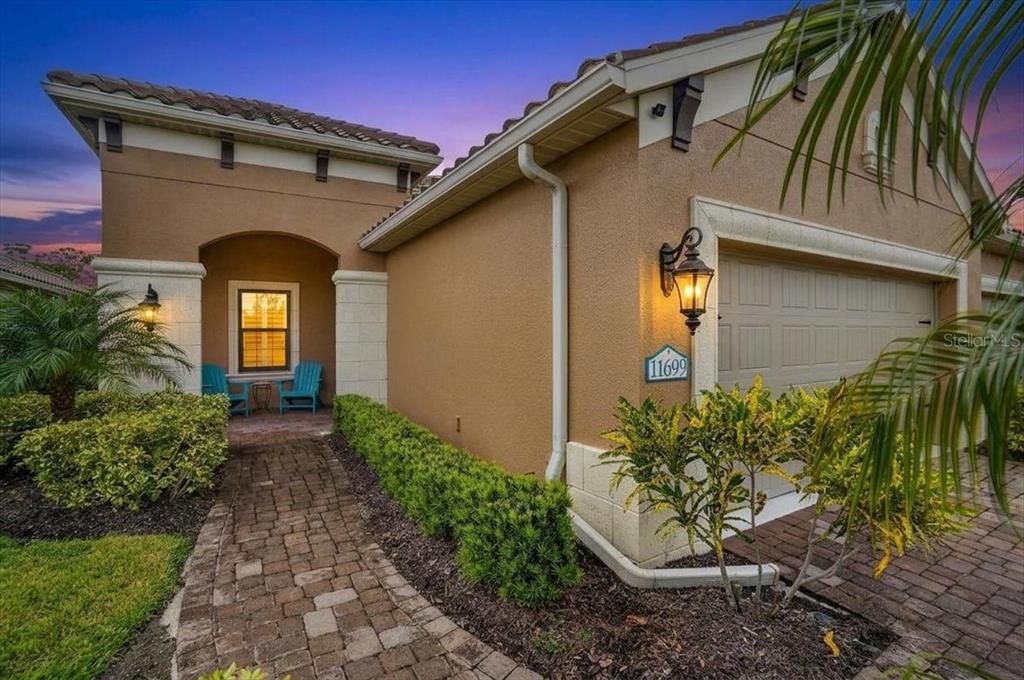 : $499,900 (3 beds, 2 baths, 1845 Square Feet)