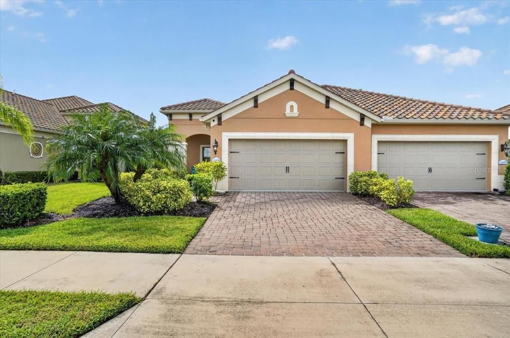 : $499,900 (3 beds, 2 baths, 1845 Square Feet)