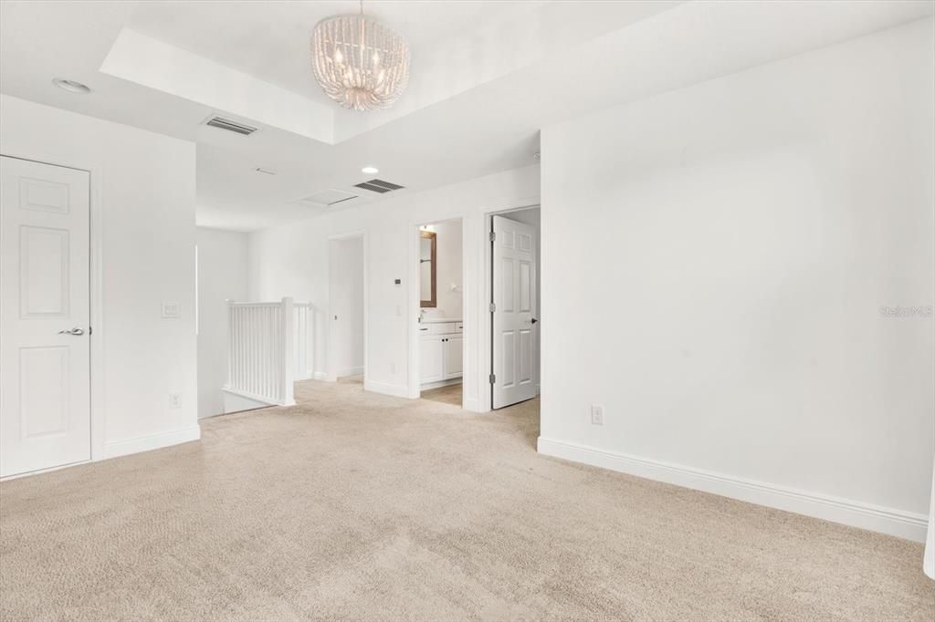 For Rent: $3,900 (4 beds, 3 baths, 2502 Square Feet)