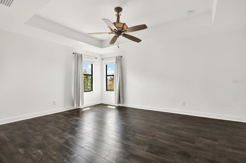 For Rent: $3,900 (4 beds, 3 baths, 2502 Square Feet)