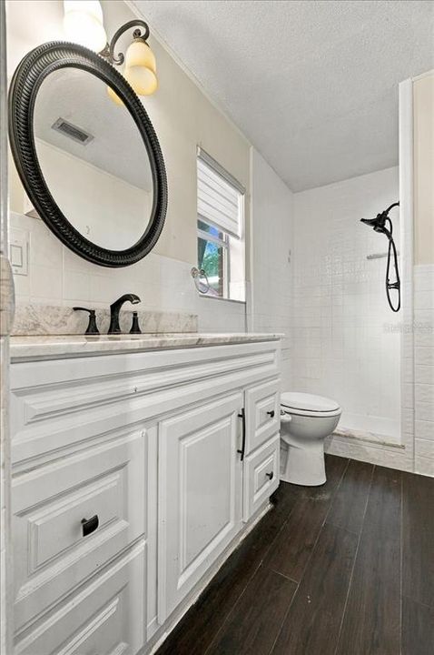 For Sale: $374,900 (3 beds, 2 baths, 1491 Square Feet)