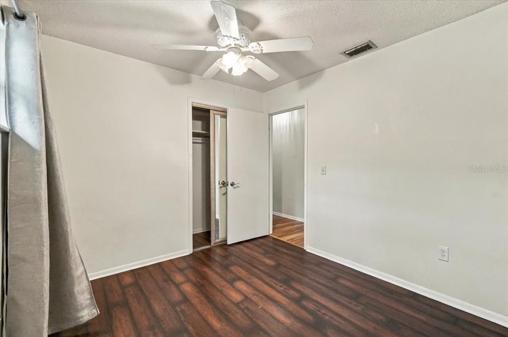 For Sale: $374,900 (3 beds, 2 baths, 1491 Square Feet)