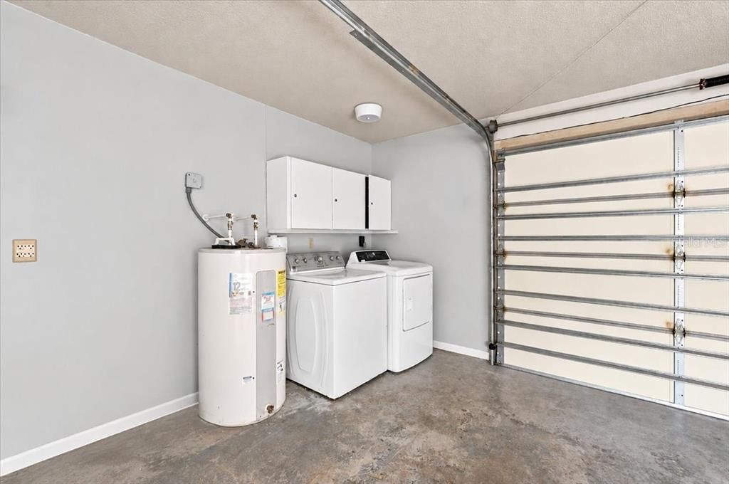 For Sale: $374,900 (3 beds, 2 baths, 1491 Square Feet)