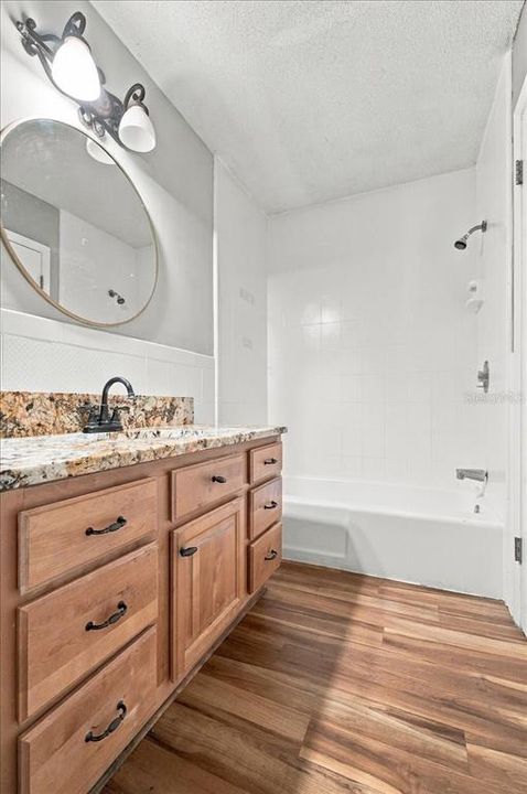 For Sale: $374,900 (3 beds, 2 baths, 1491 Square Feet)