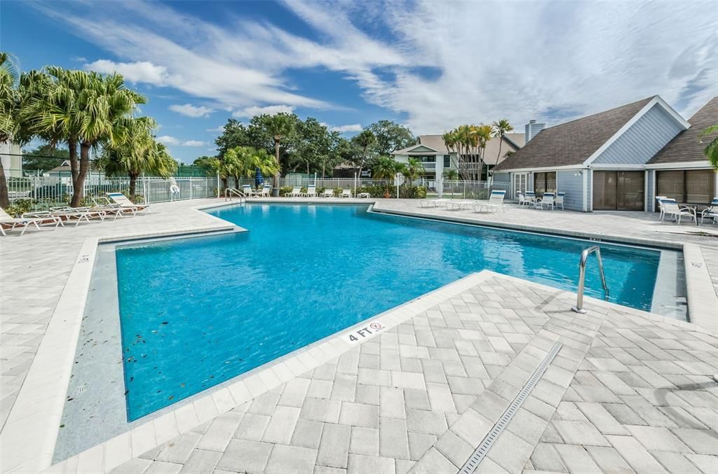 For Rent: $1,425 (1 beds, 1 baths, 705 Square Feet)