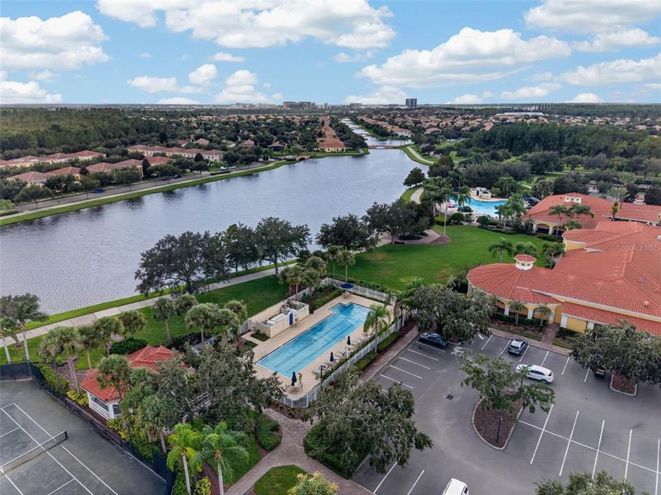 For Sale: $465,000 (3 beds, 3 baths, 1830 Square Feet)