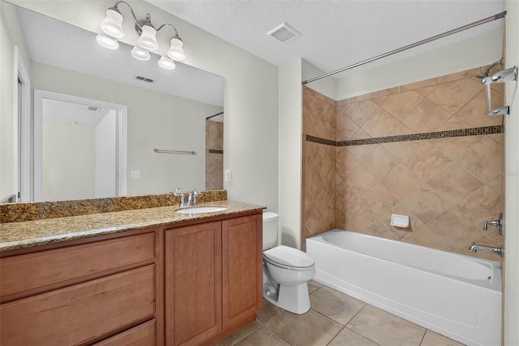 For Sale: $465,000 (3 beds, 3 baths, 1830 Square Feet)