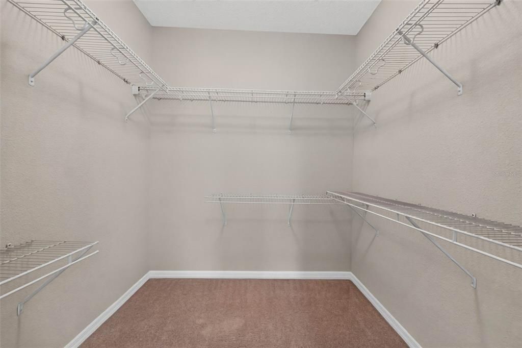 For Sale: $465,000 (3 beds, 3 baths, 1830 Square Feet)