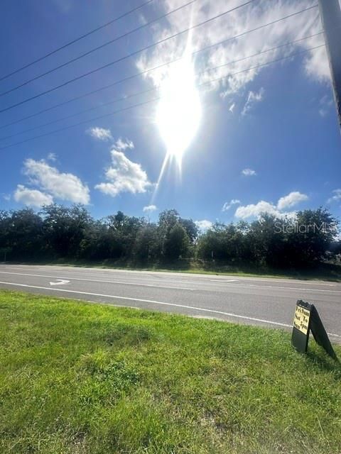 For Sale: $450,000 (0.88 acres)