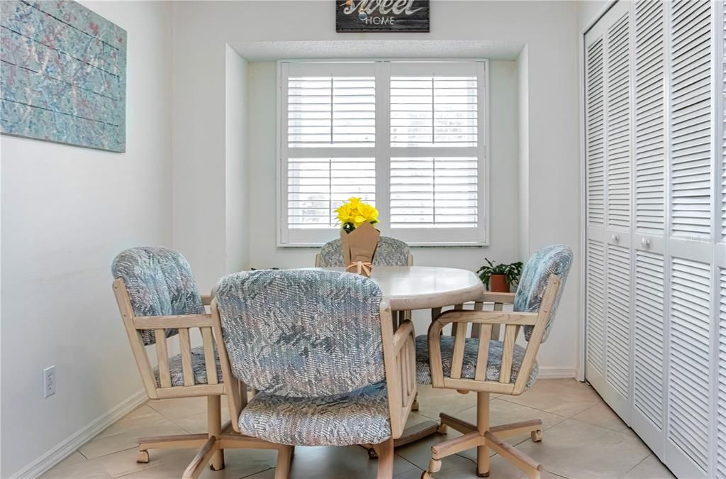 For Sale: $210,000 (2 beds, 2 baths, 1564 Square Feet)
