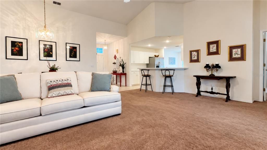 For Sale: $210,000 (2 beds, 2 baths, 1564 Square Feet)