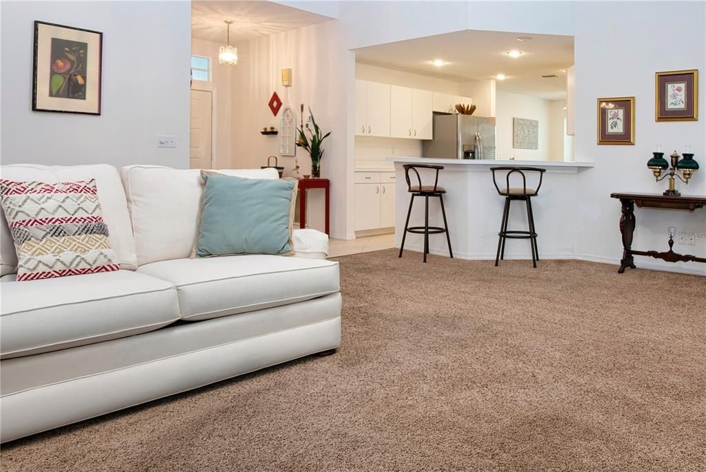 For Sale: $210,000 (2 beds, 2 baths, 1564 Square Feet)