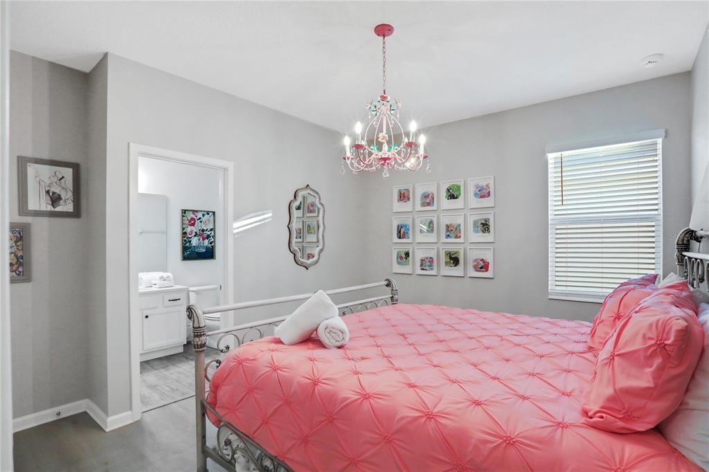 For Sale: $1,650,000 (15 beds, 15 baths, 7004 Square Feet)