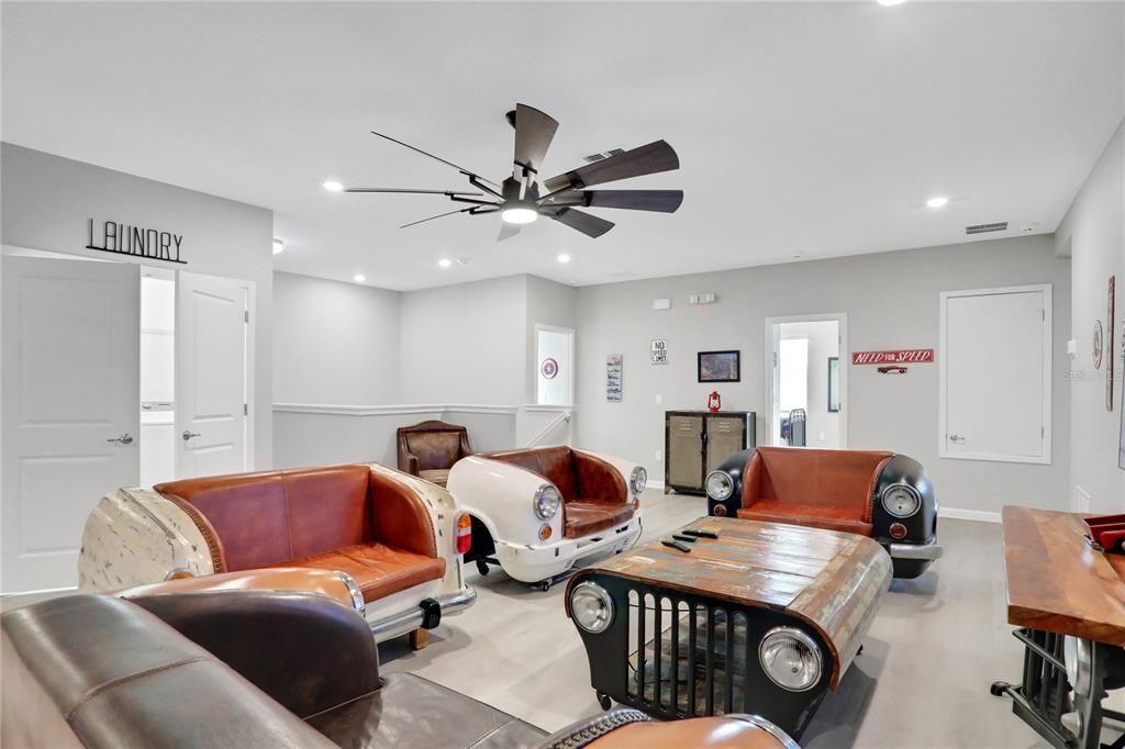 For Sale: $1,650,000 (15 beds, 15 baths, 7004 Square Feet)