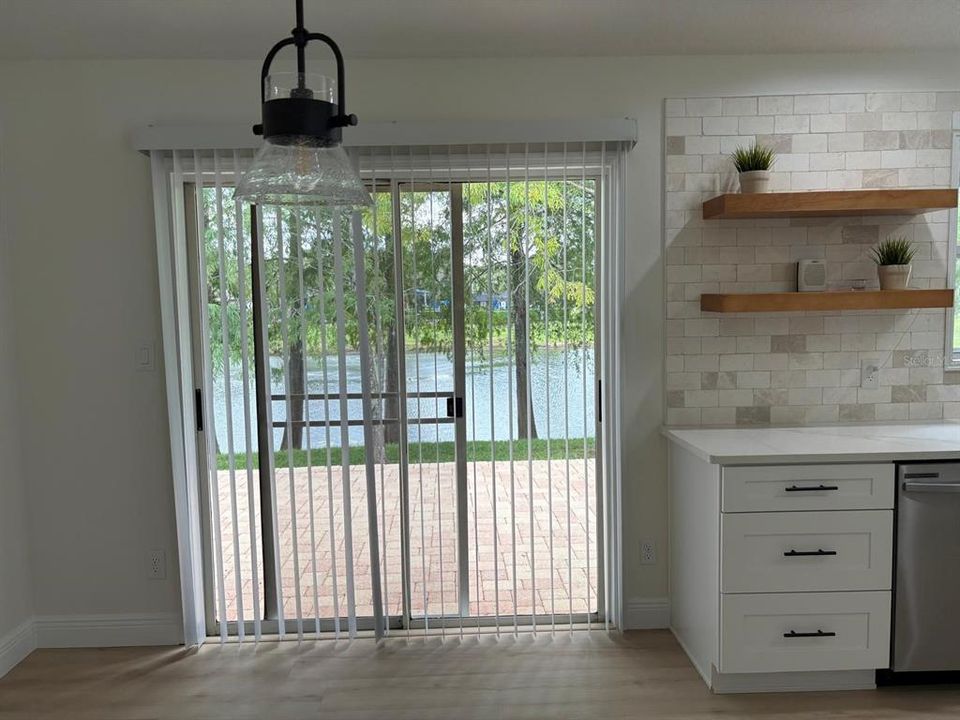 En Venta: $390,000 (3 camas, 2 baños, 1220 Pies cuadrados)