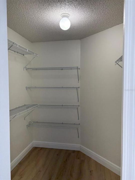 En Venta: $390,000 (3 camas, 2 baños, 1220 Pies cuadrados)