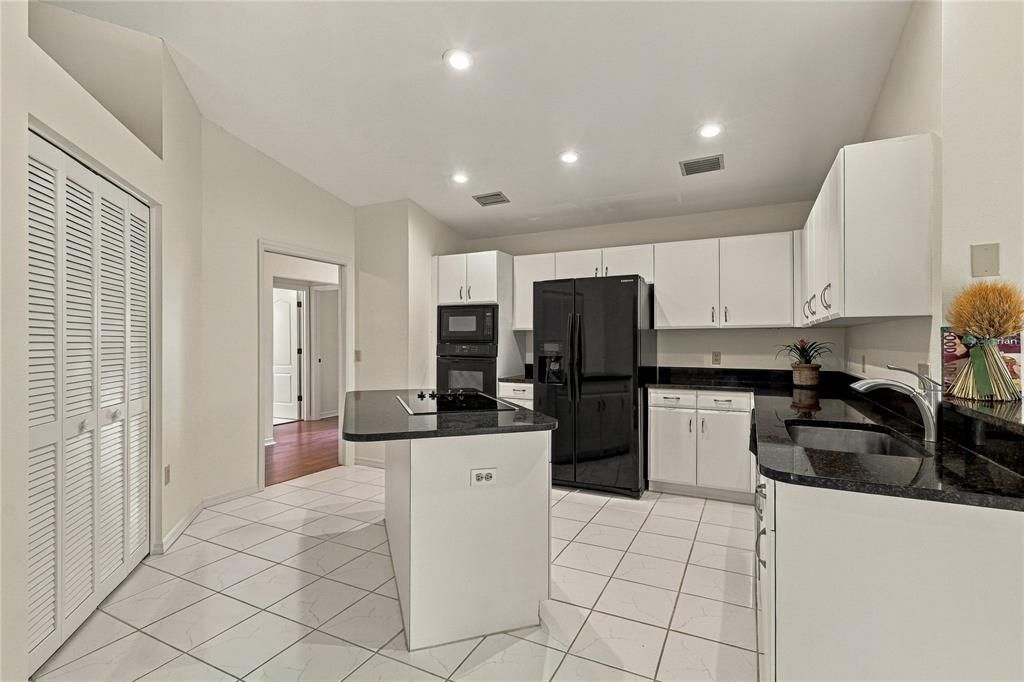 For Sale: $475,000 (3 beds, 2 baths, 1775 Square Feet)