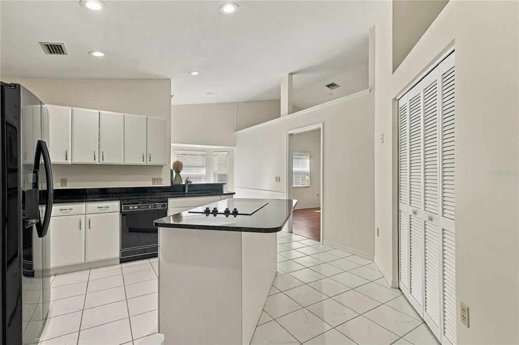 For Sale: $475,000 (3 beds, 2 baths, 1775 Square Feet)