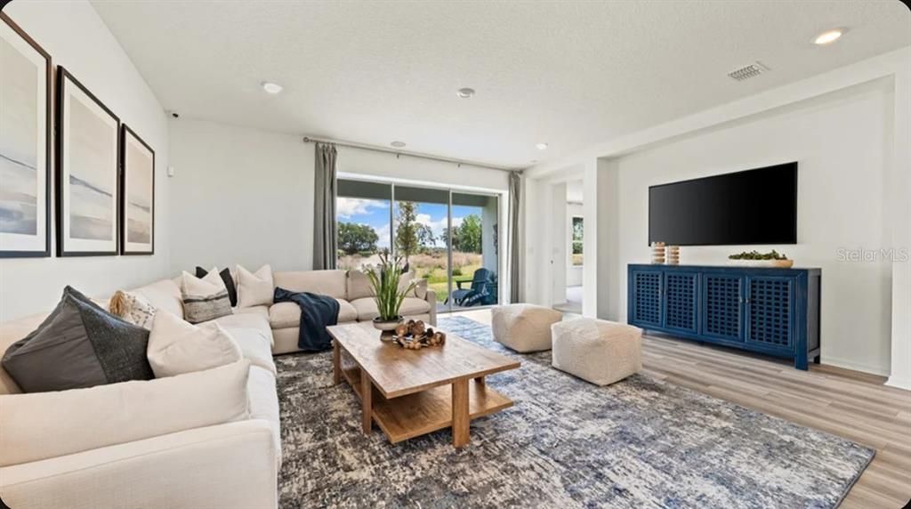 For Sale: $459,999 (4 beds, 3 baths, 2394 Square Feet)