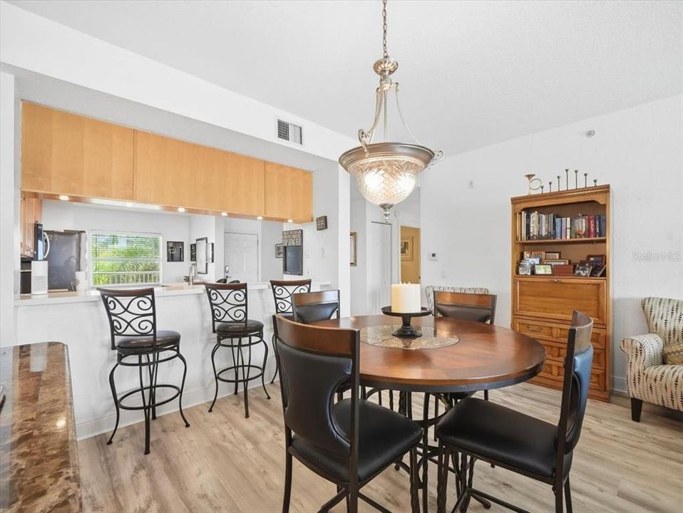 For Sale: $770,000 (2 beds, 2 baths, 1350 Square Feet)