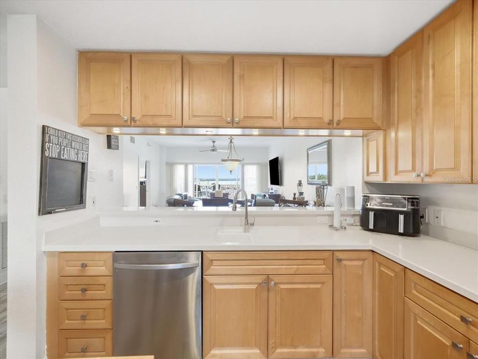 For Sale: $770,000 (2 beds, 2 baths, 1350 Square Feet)