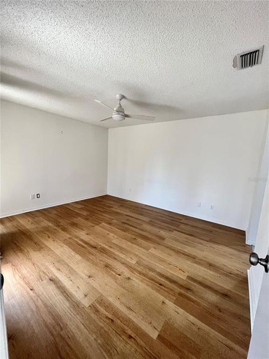 В аренду: $2,500 (2 спален, 2 ванн, 1100 Квадратных фут)