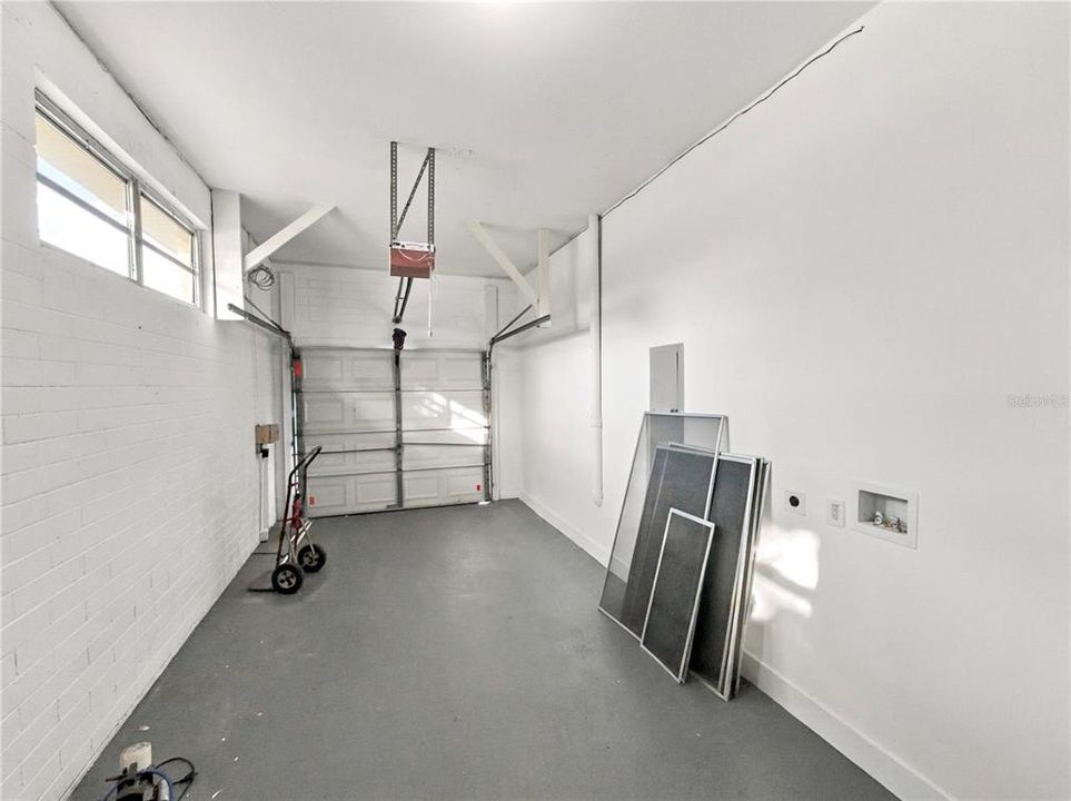 En Venta: $299,000 (3 camas, 2 baños, 1571 Pies cuadrados)
