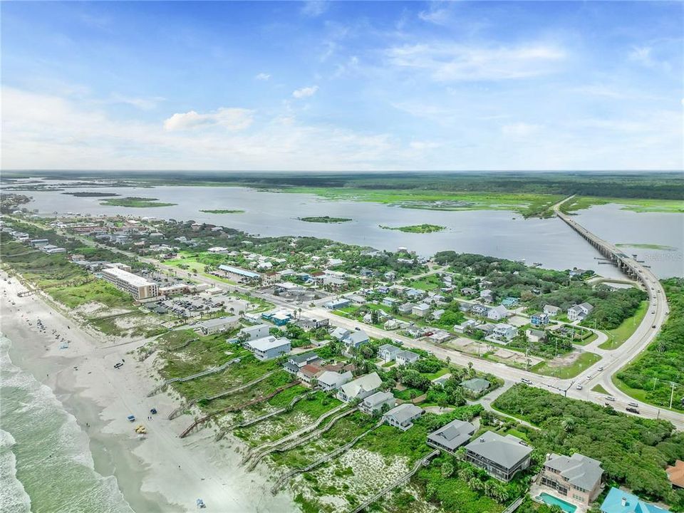 待售: $399,000 (0.40 acres)