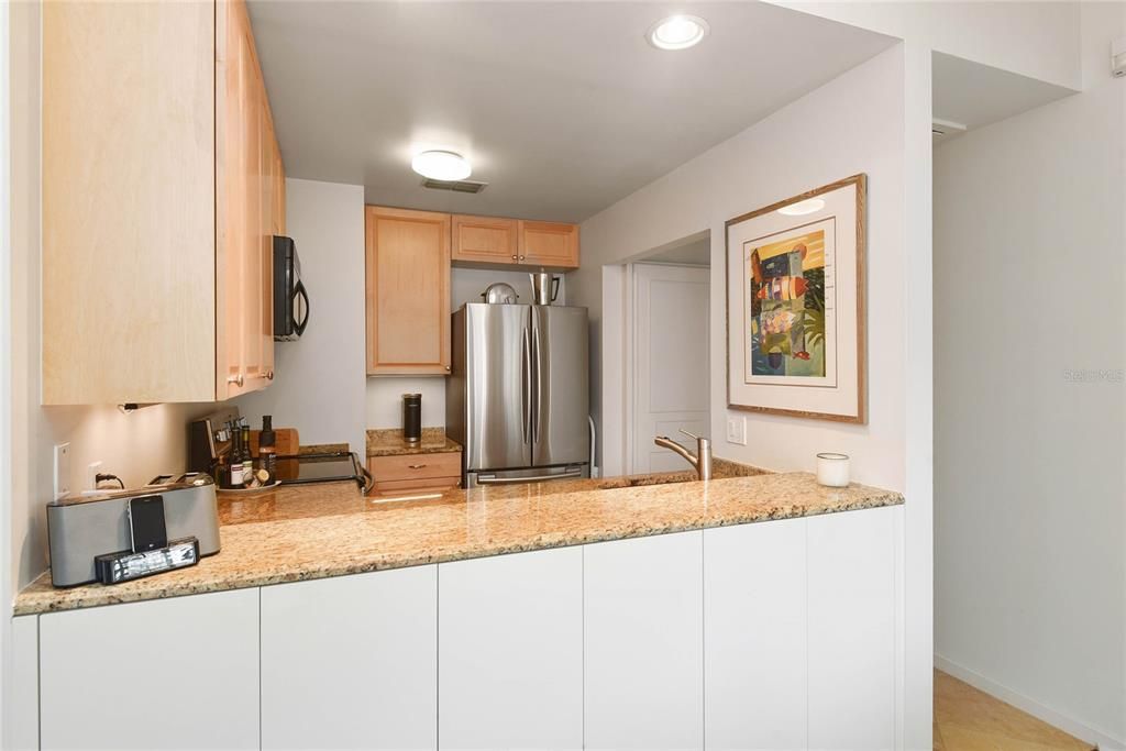 En Venta: $359,000 (2 camas, 1 baños, 830 Pies cuadrados)