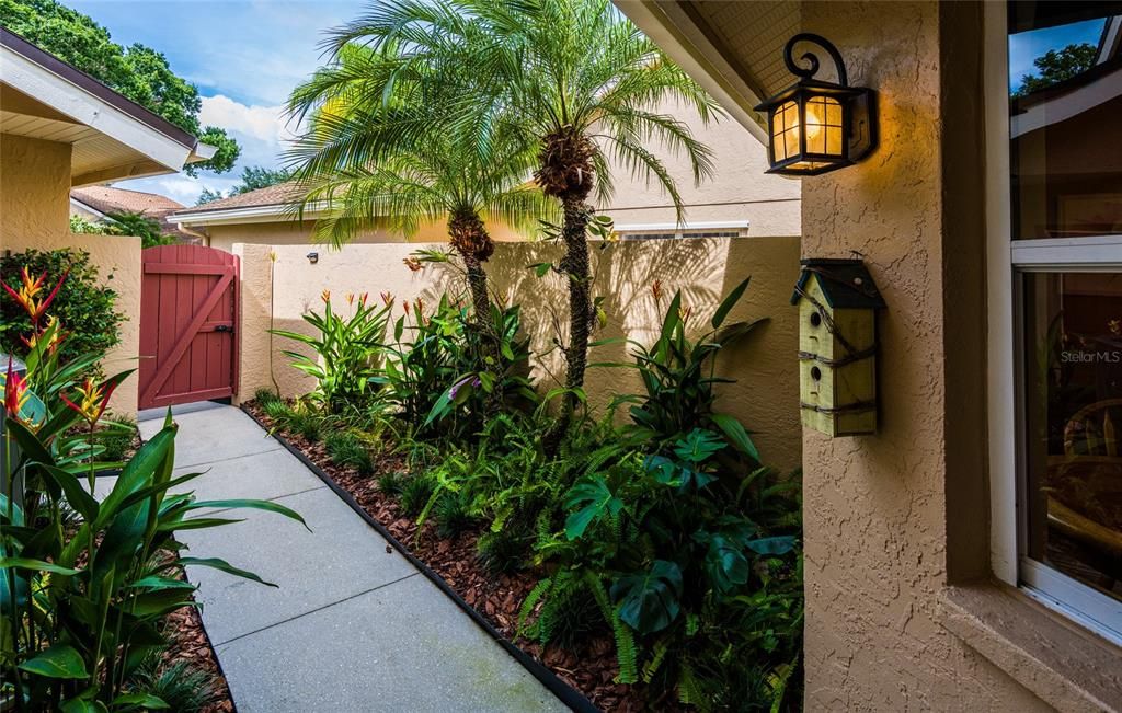 For Rent: $2,595 (2 beds, 2 baths, 1089 Square Feet)