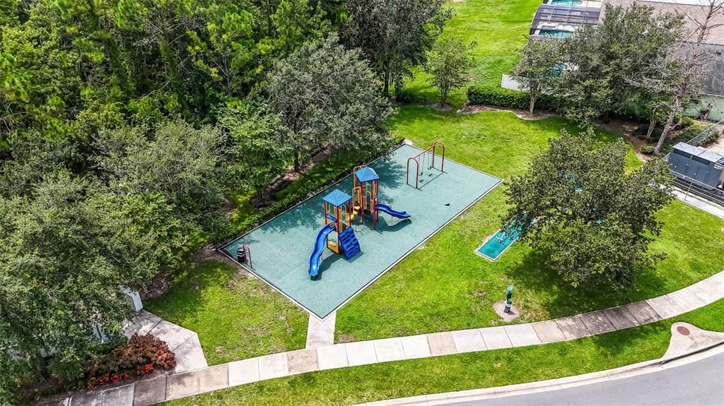 For Sale: $325,000 (3 beds, 3 baths, 1536 Square Feet)