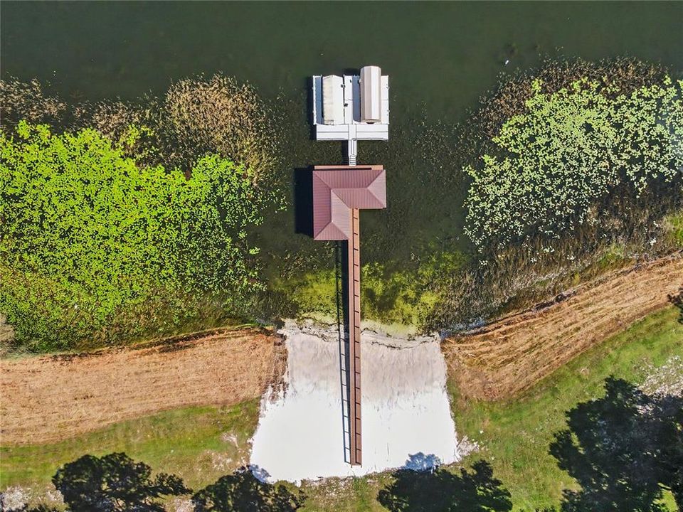 待售: $3,200,000 (11.22 acres)