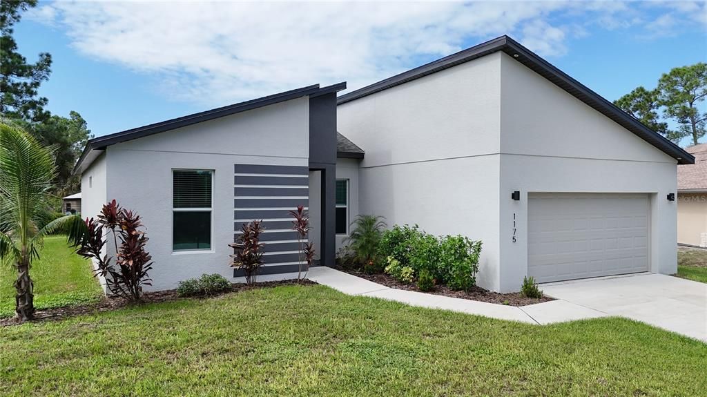 En Venta: $339,900 (4 camas, 2 baños, 1718 Pies cuadrados)