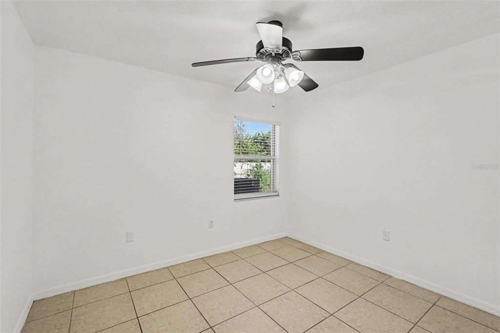 For Rent: $2,300 (3 beds, 2 baths, 1355 Square Feet)