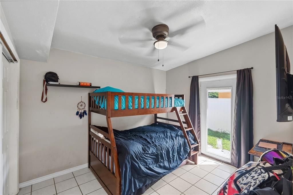 En Venta: $549,900 (5 camas, 3 baños, 2380 Pies cuadrados)